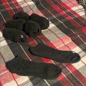 Wilson No-Show Men’s Socks (Up to Size 12)